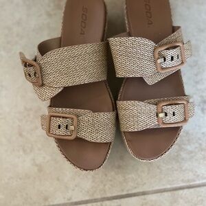 Soda Women's Tan Sandals